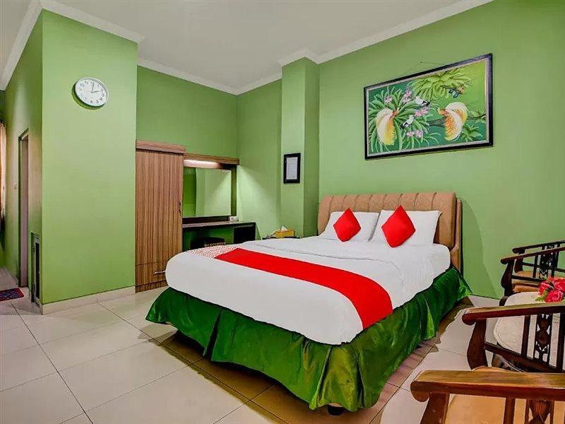 Grand Anugerah Hotel Bandengan Экстерьер фото