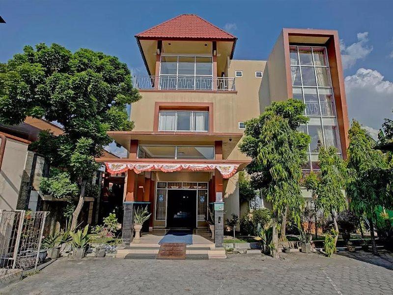 Grand Anugerah Hotel Bandengan Экстерьер фото